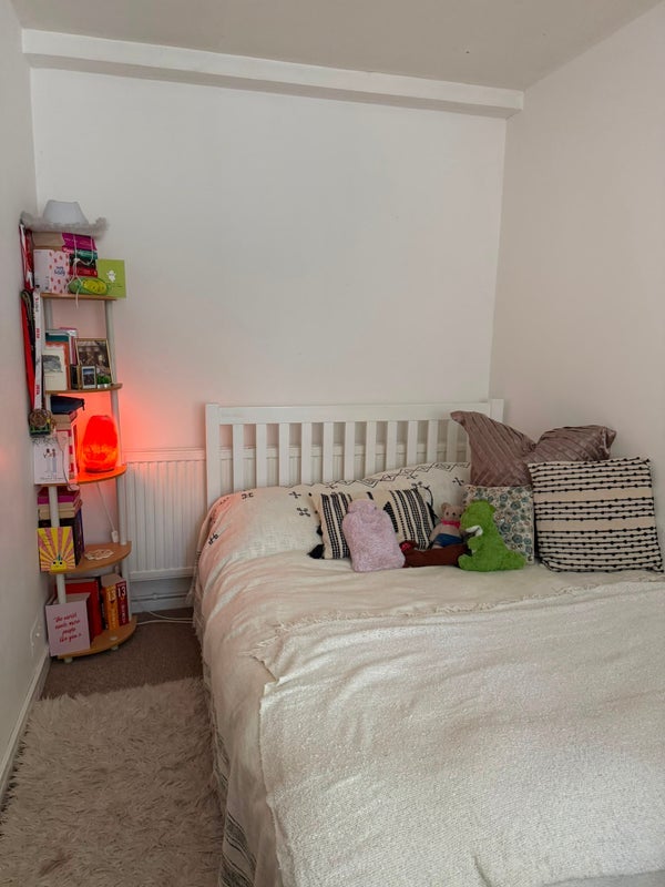 Room Jamaica Road in Greater London