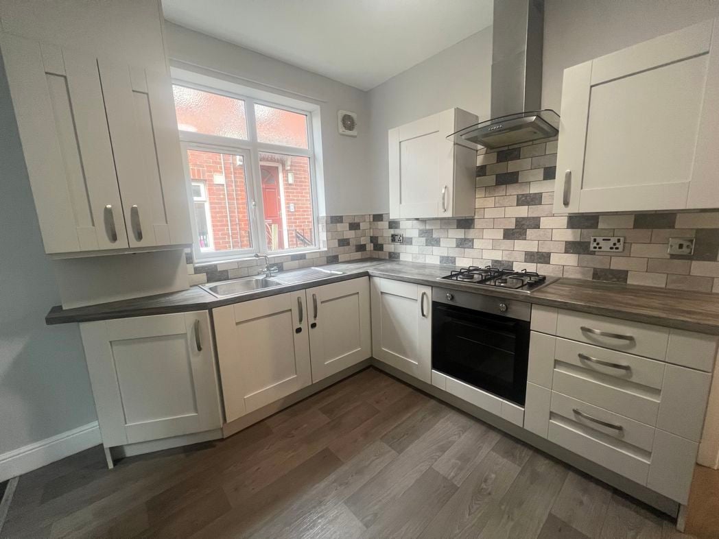 Flat Langholm Road in Newcastle upon Tyne