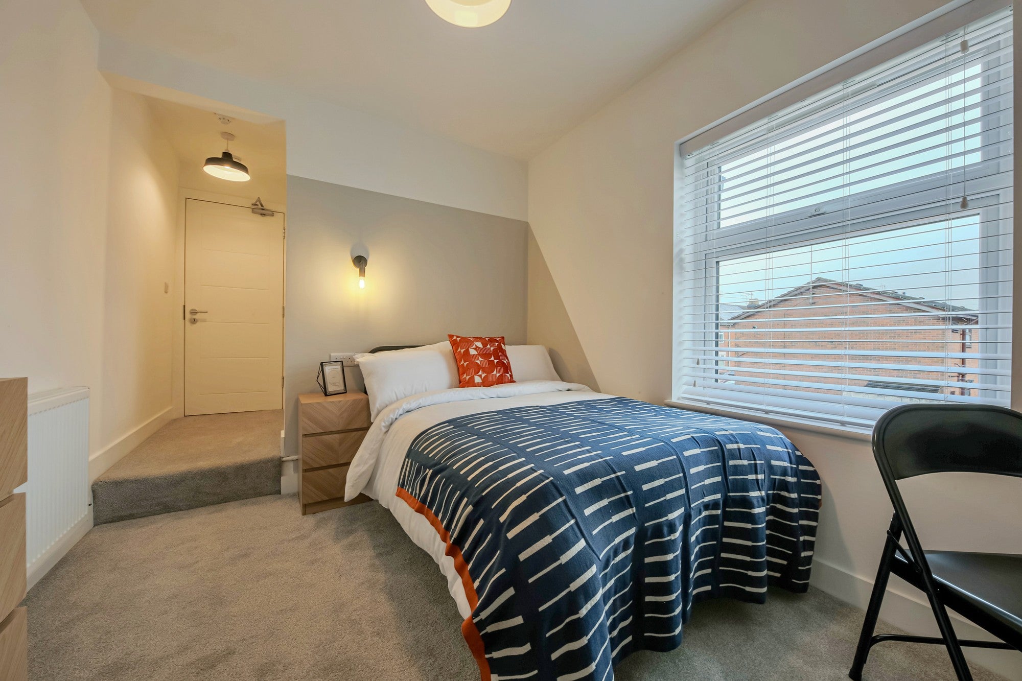 Room Ridgway Street in Crewe