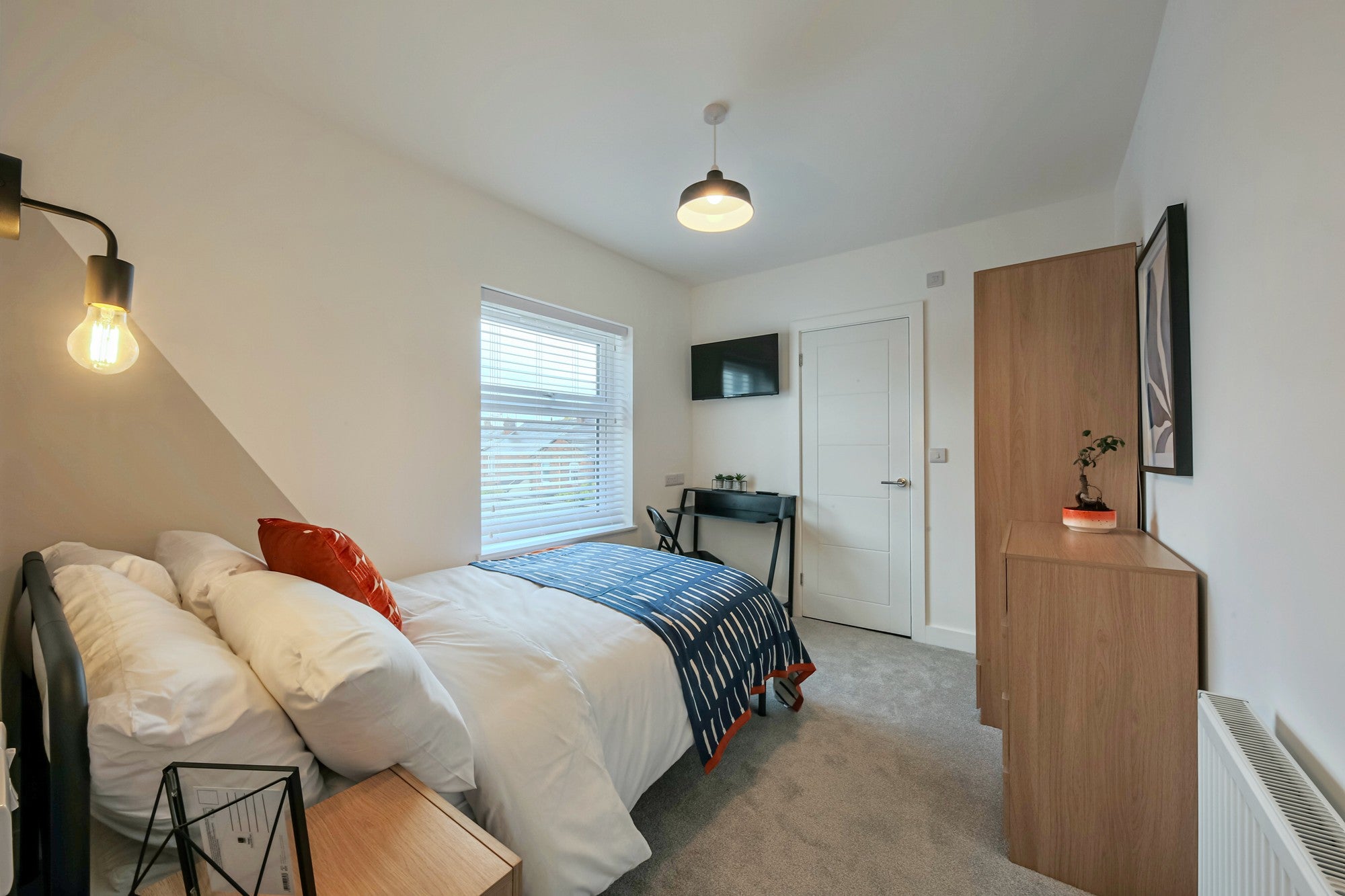 Room Ridgway Street in Crewe