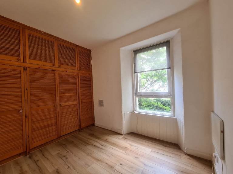 Flat Elliot Street in City of Edinburgh