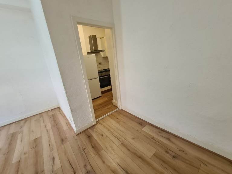 Flat Elliot Street in City of Edinburgh