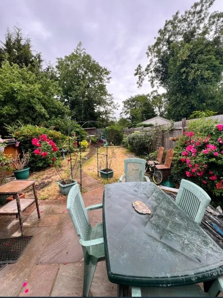 Room Melfort Road in Greater London