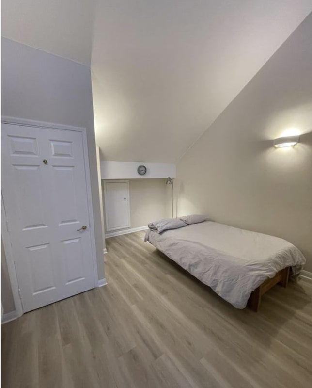 Room Rope Street in Greater London