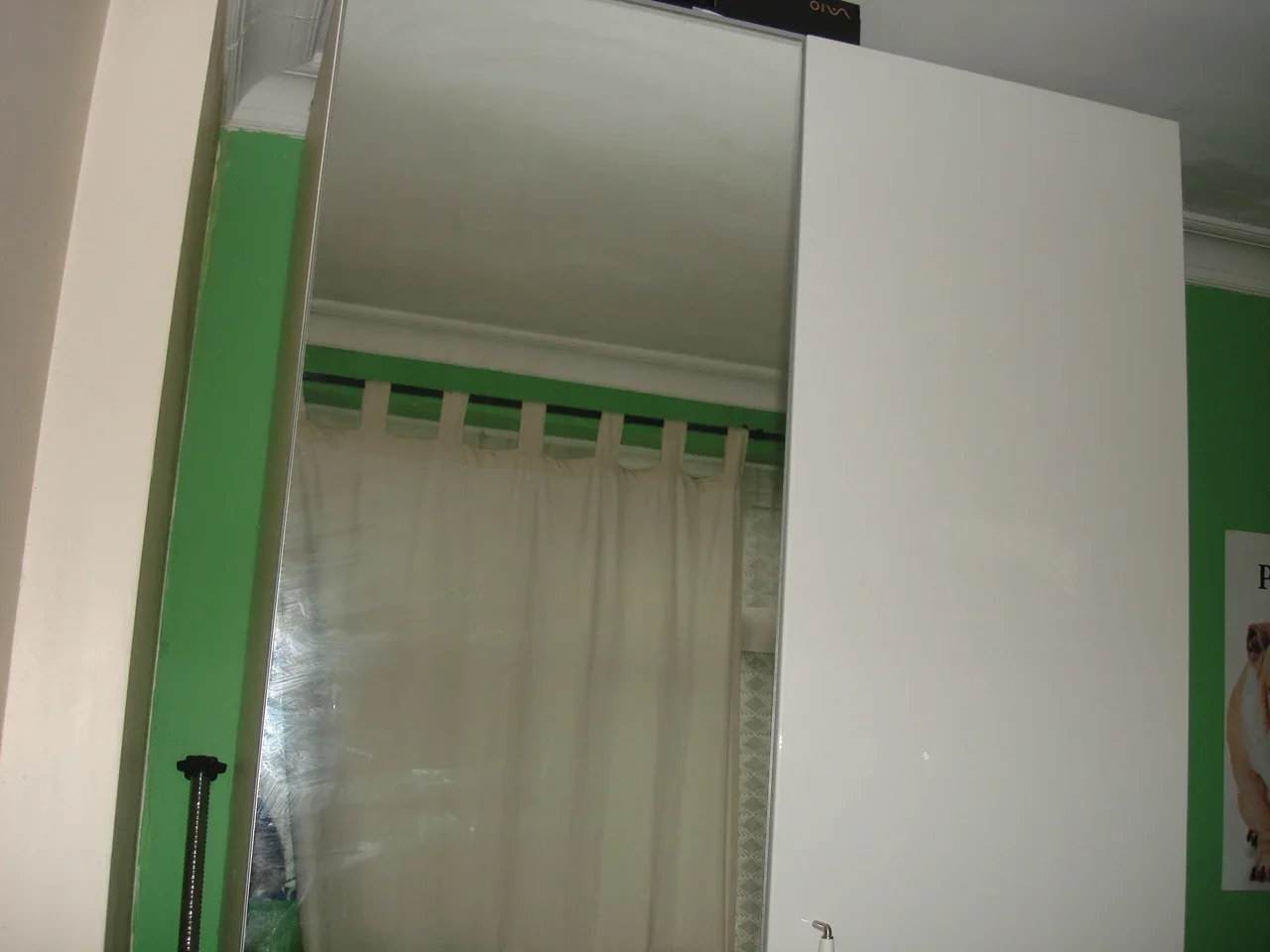 Room St Andrew's Road in Greater London