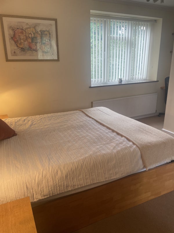 Room Spencer Road in Greater London