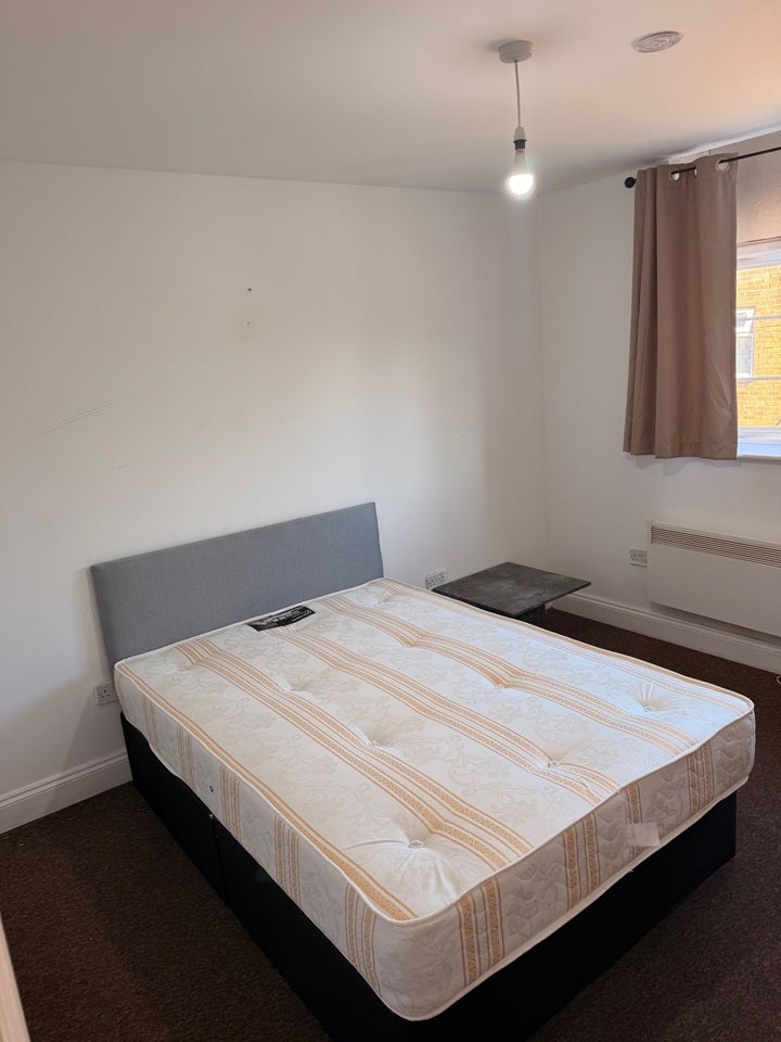 Flat Bromley Road in Greater London