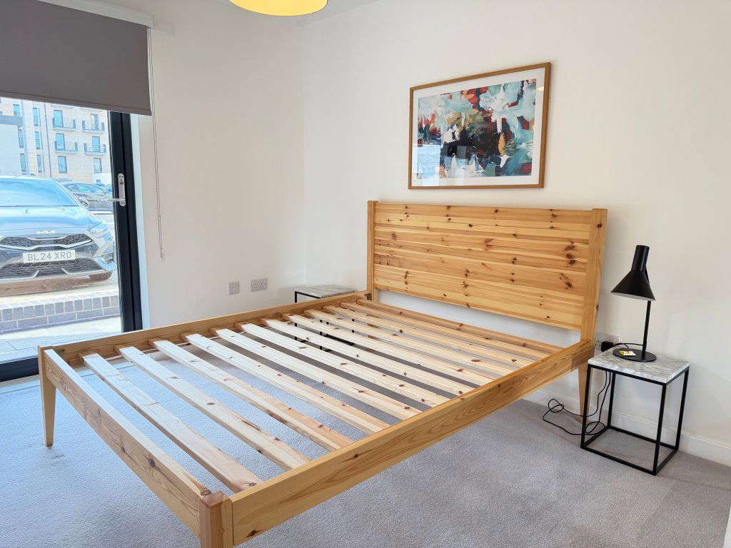Flat Minerva Way in Glasgow