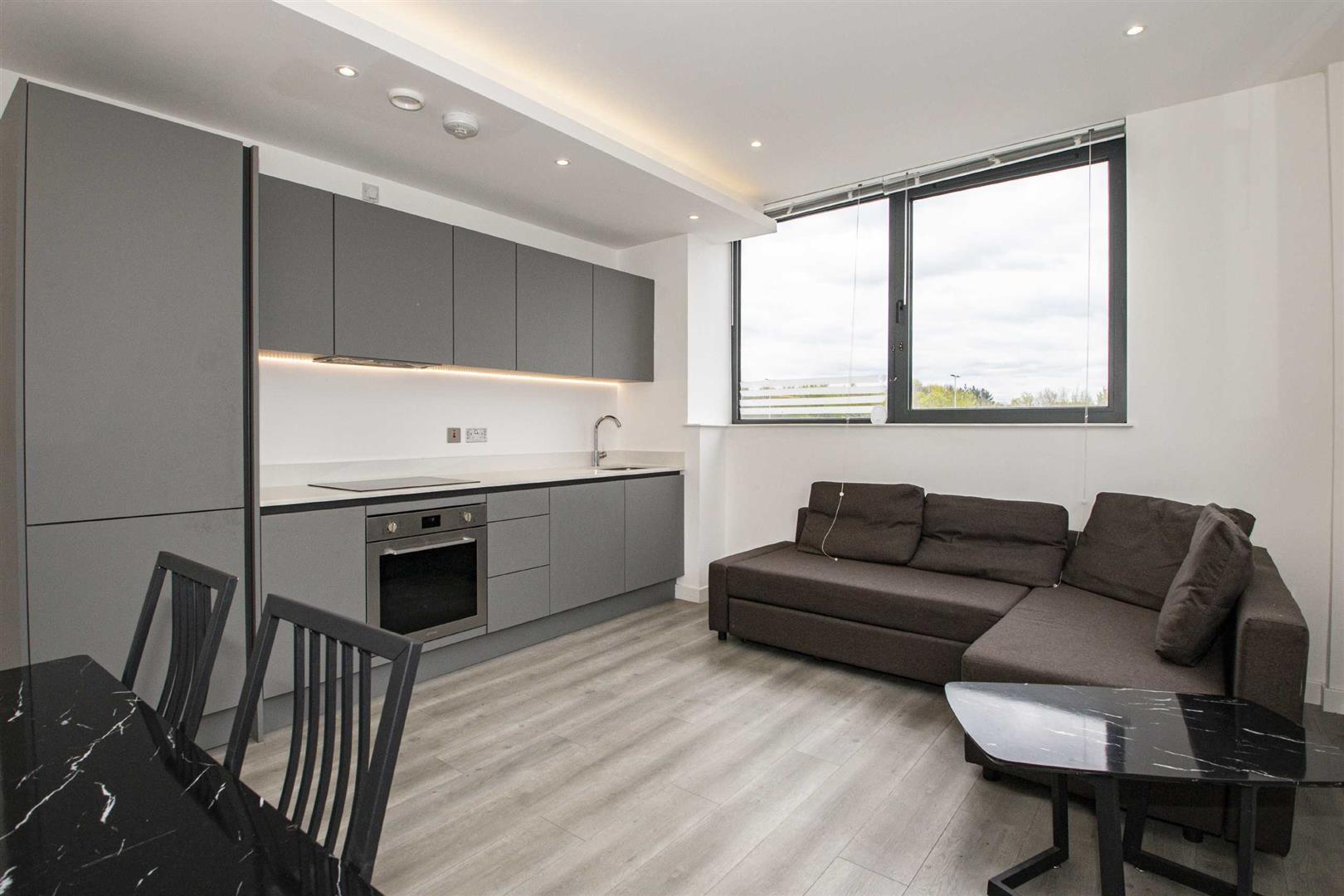Flat Capital Drive in Milton Keynes