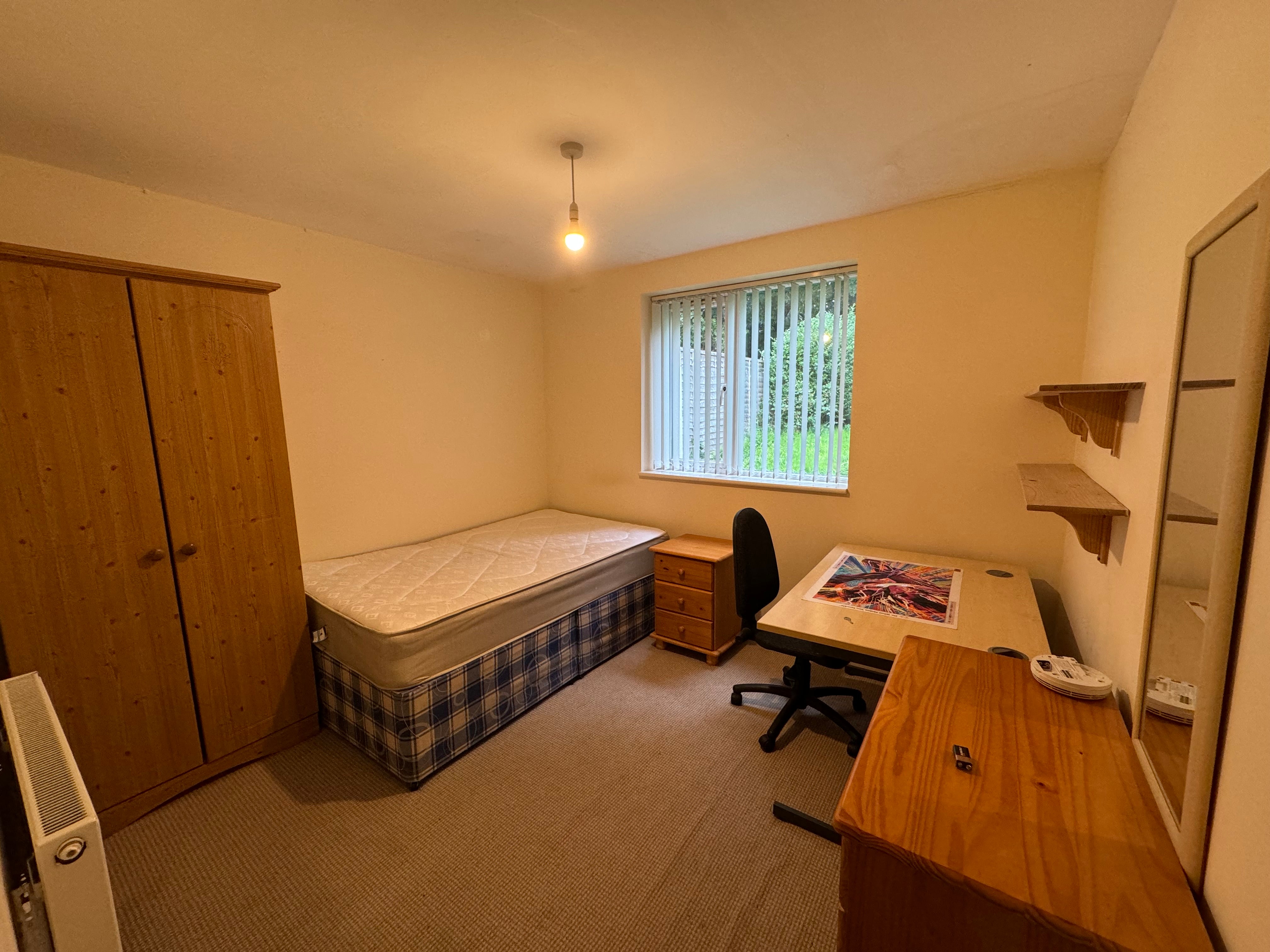 Flat Tiverton Road in Birmingham