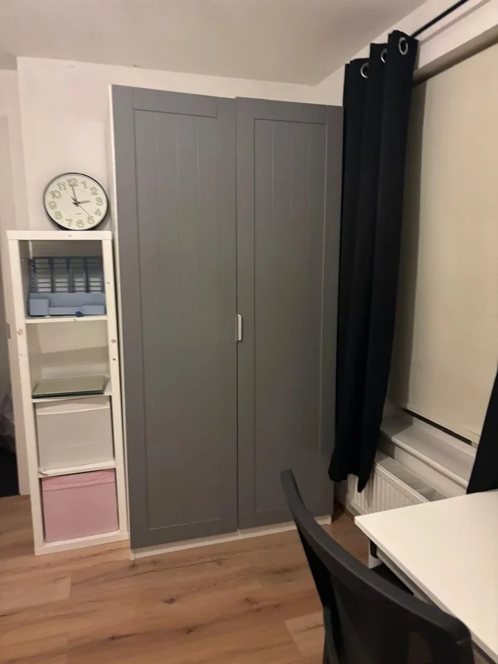 Room Pump House Crescent in Watford