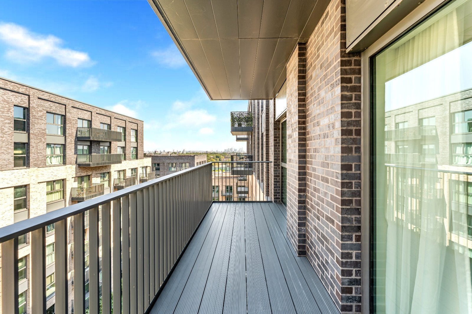 Flat Williamson Road in Greater London