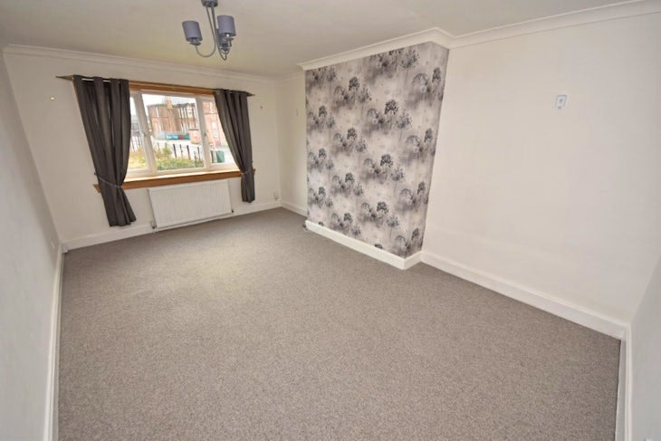 Flat Townend Road in Dumbarton