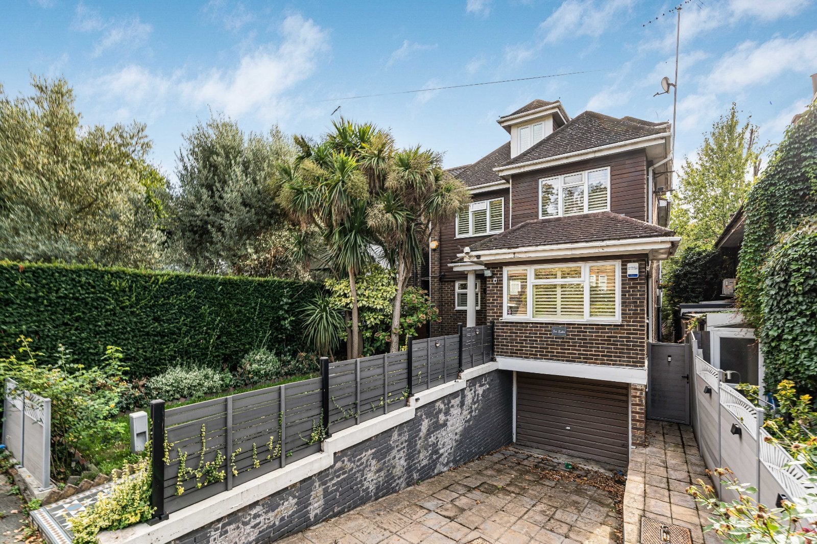 House West Heath Gardens in Greater London