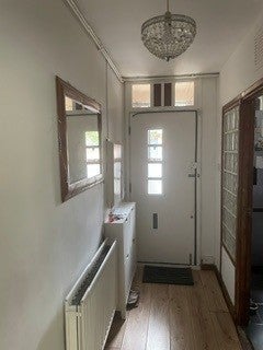 Room Millfields Road in Greater London