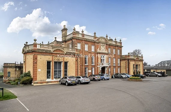 Flat Camden Park Road in Greater London