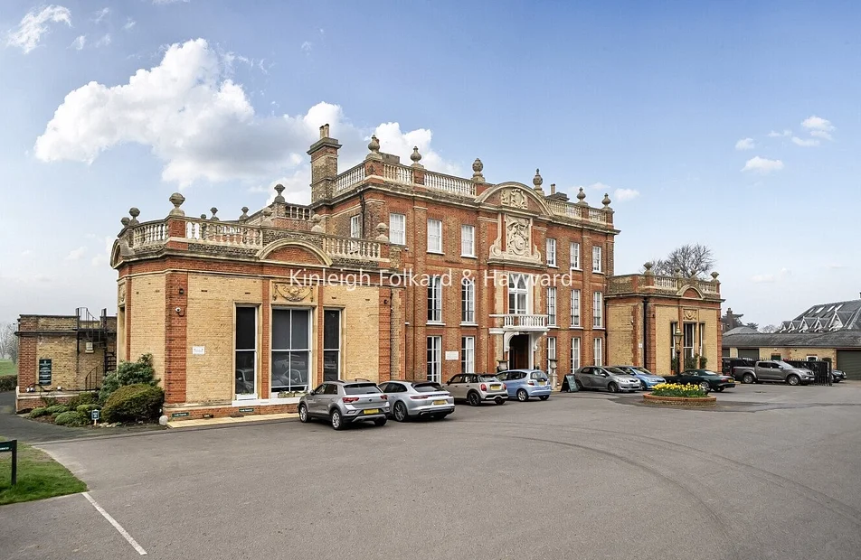 Flat Camden Park Road in Greater London