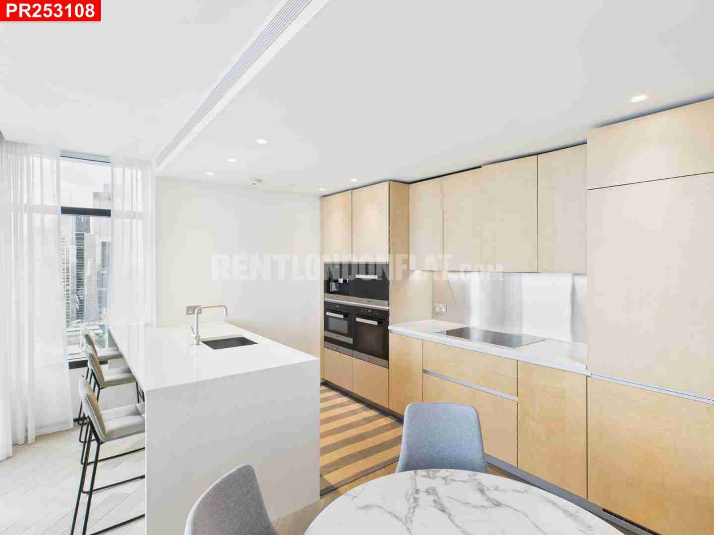 Flat Hearn Street in Greater London
