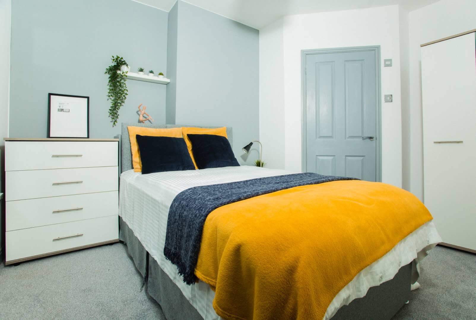 Room Duke Street in Bedford