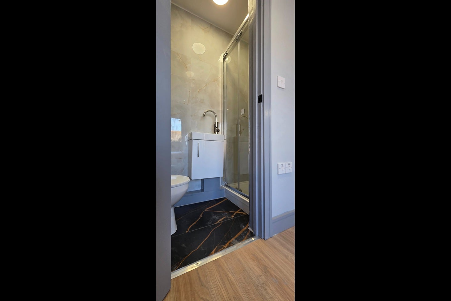 Flat Medhurst Crescent in Gravesham