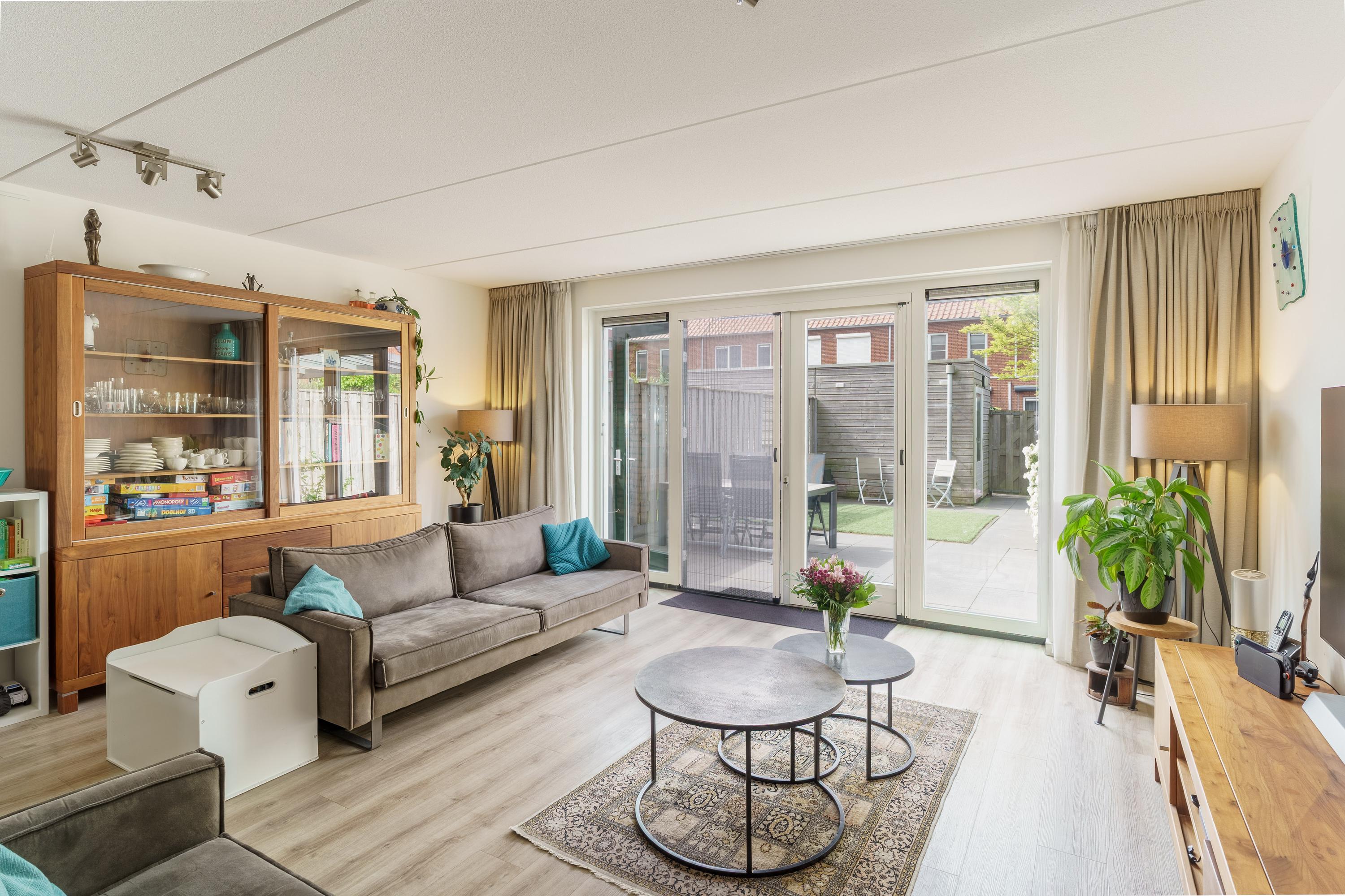 Tussenwoning te koop: Koningsveldland 7, Den Hoorn