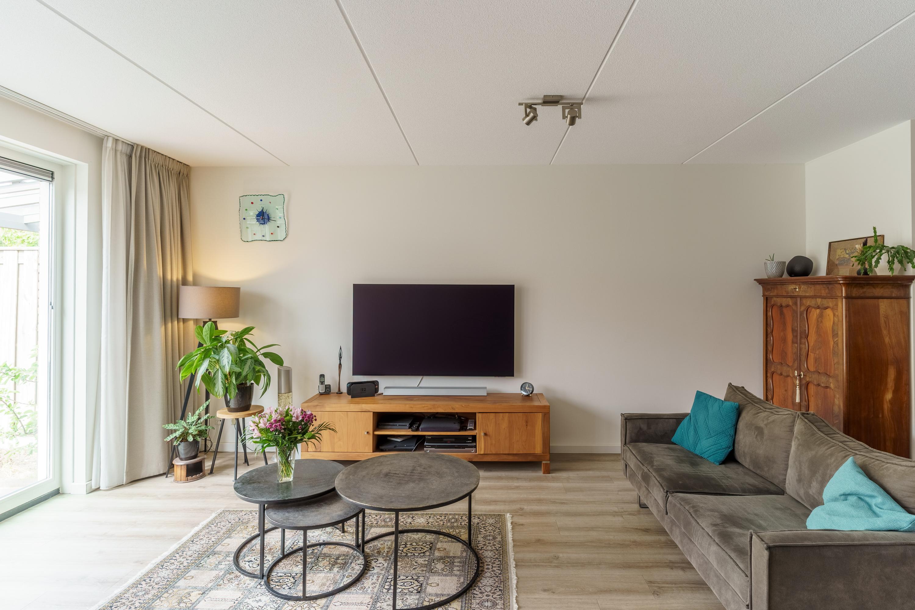 Tussenwoning te koop: Koningsveldland 7, Den Hoorn