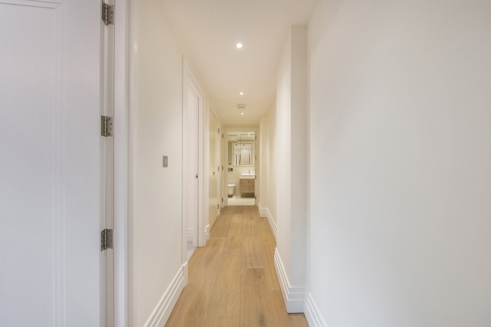 Flat Kensington Gardens Square in City of Westminster