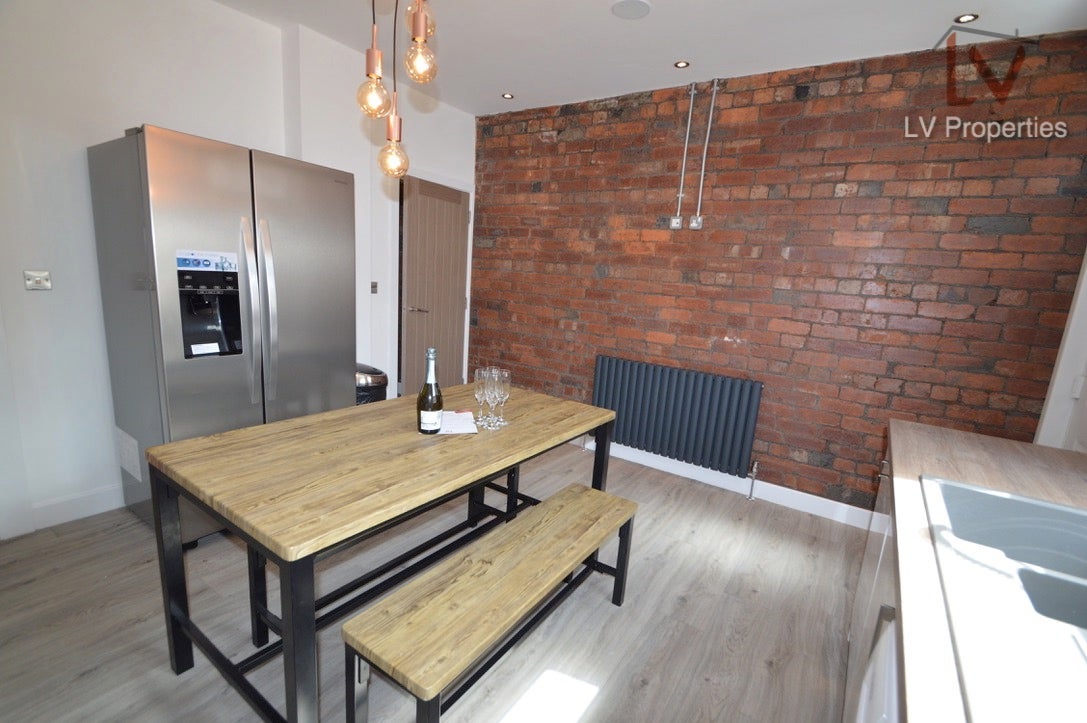 Flat Hartley Avenue in Leeds