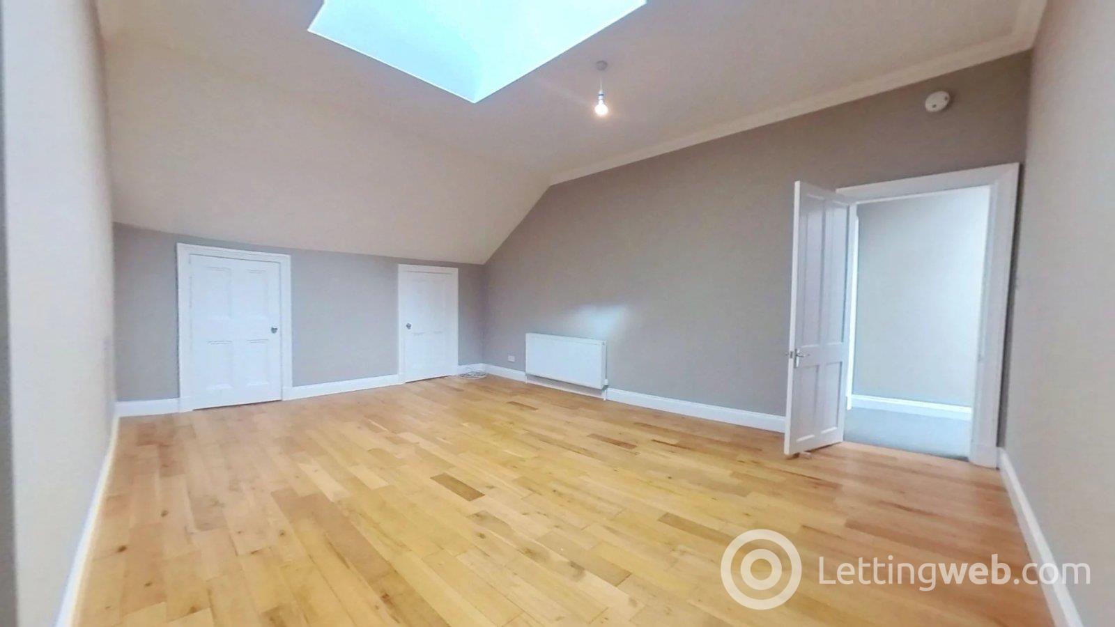 Flat Turnberry Road in Glasgow