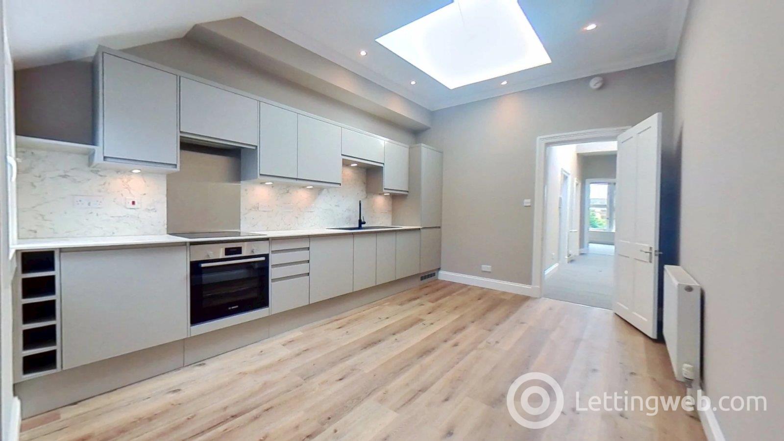 Flat Turnberry Road in Glasgow