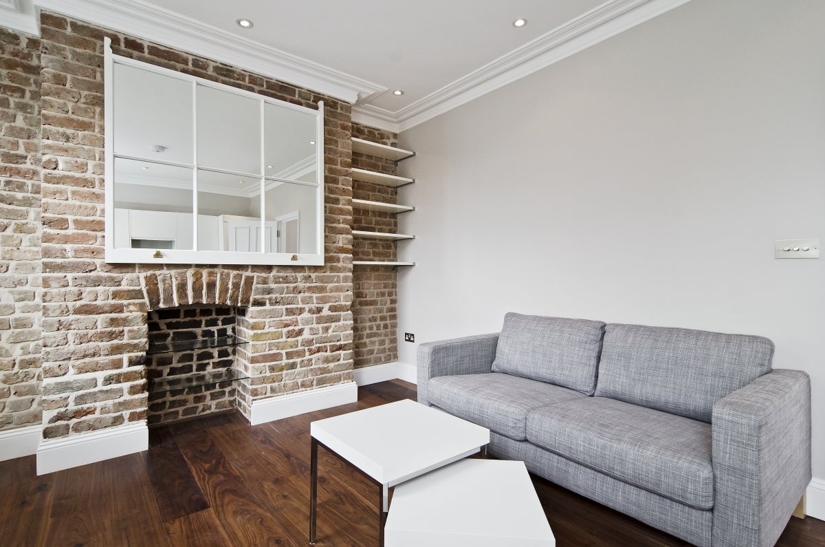 Flat Englefield Road in Greater London
