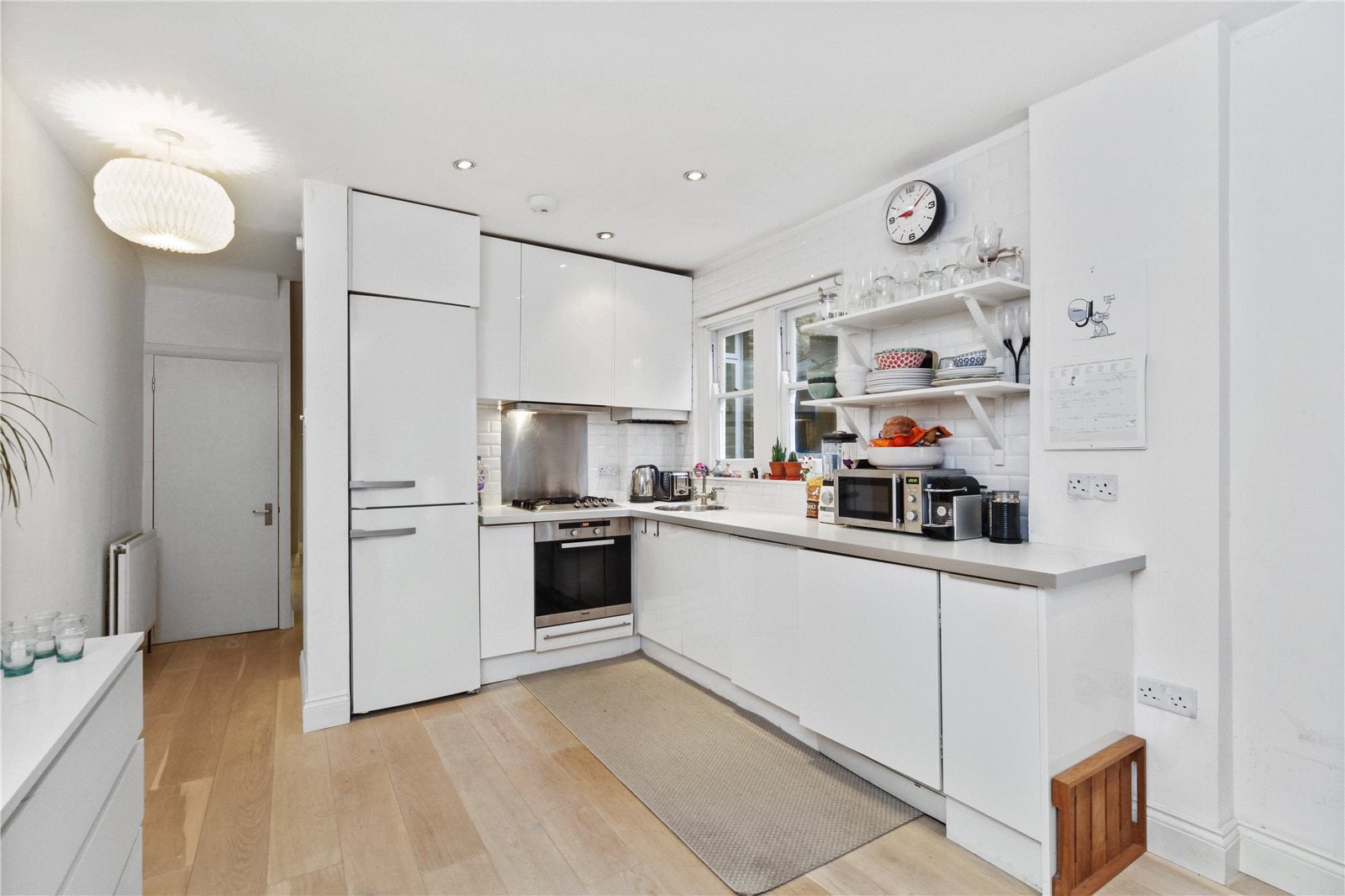 Flat Lynton Road in Greater London