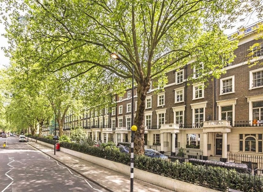 Flat Sussex Gardens in City of Westminster