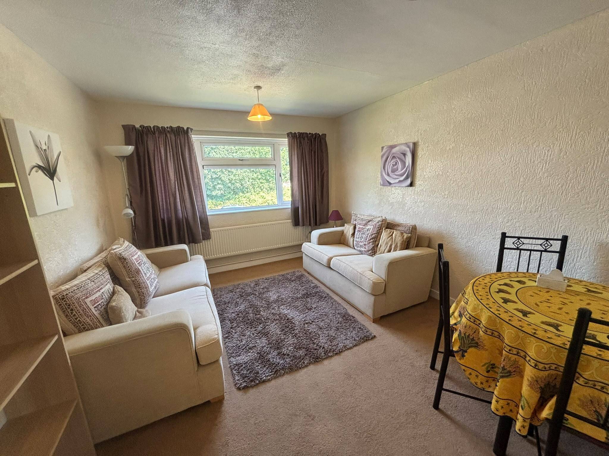 Flat Tamworth Green in Stockport