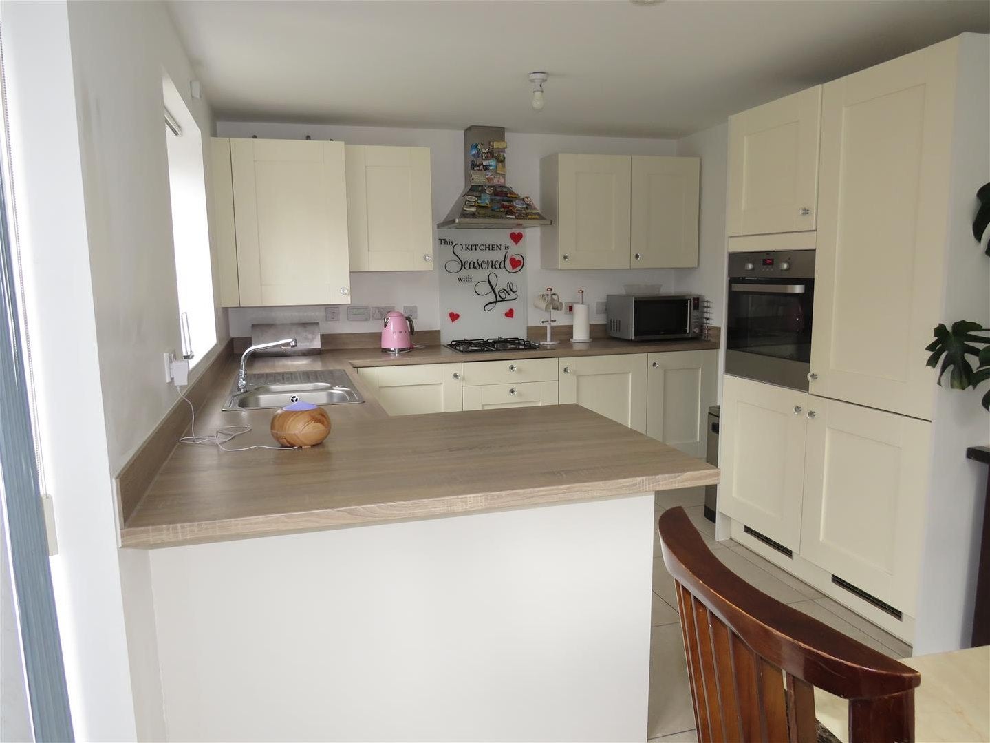 House Swan Drive in Kingshurst