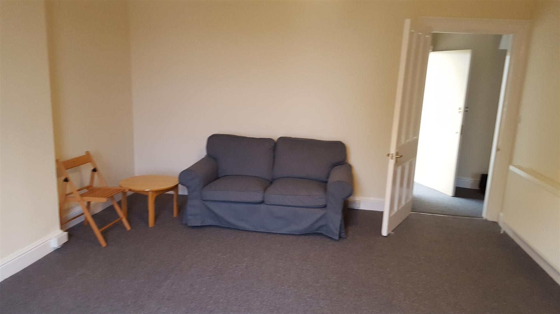 Flat Tyndalls Park Road in Bristol