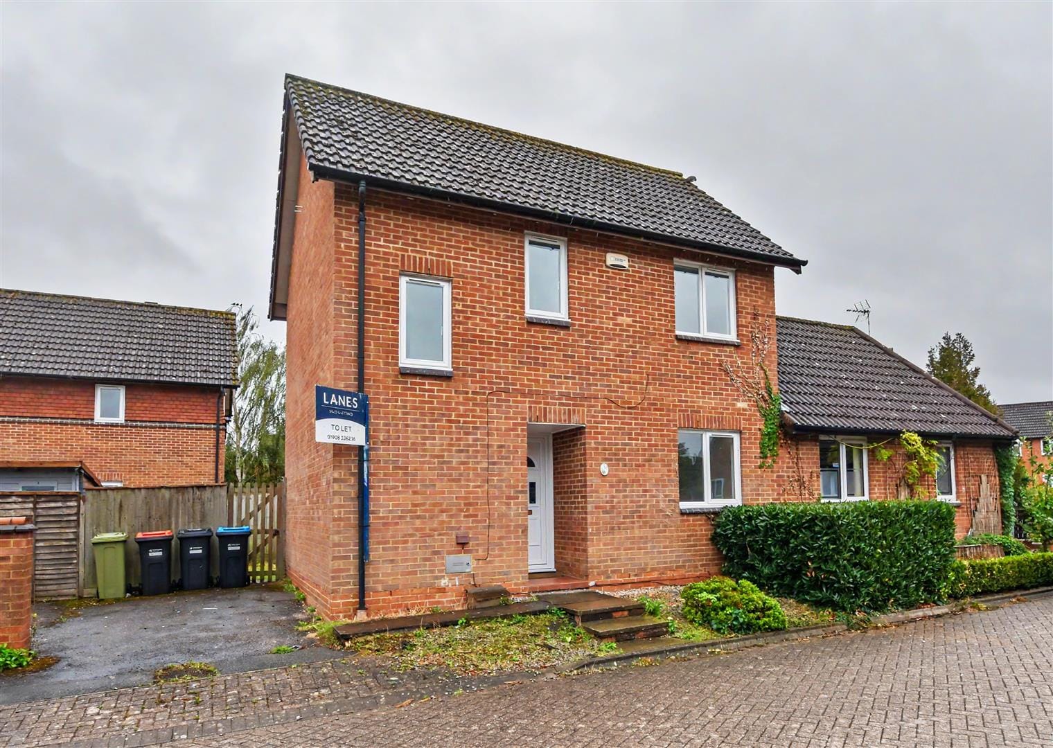 House Glebe Close in Milton Keynes