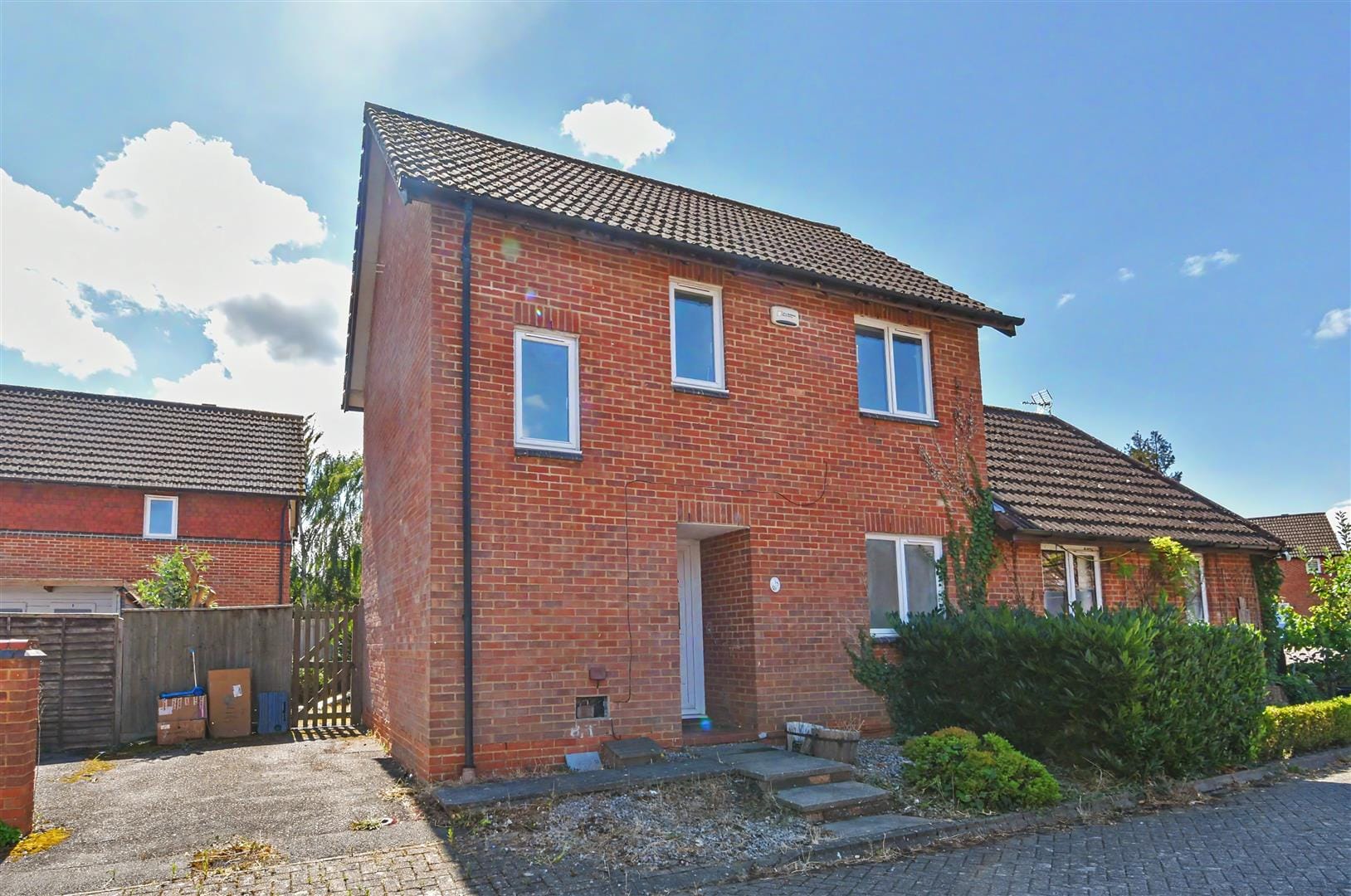 House Glebe Close in Milton Keynes