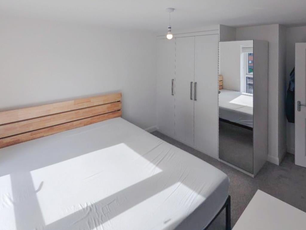 Flat Belgrave Middleway in Birmingham