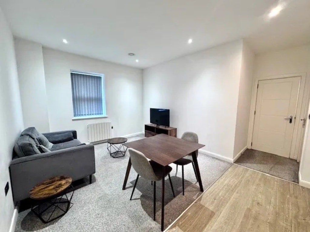 Flat Churchgate in Bolton