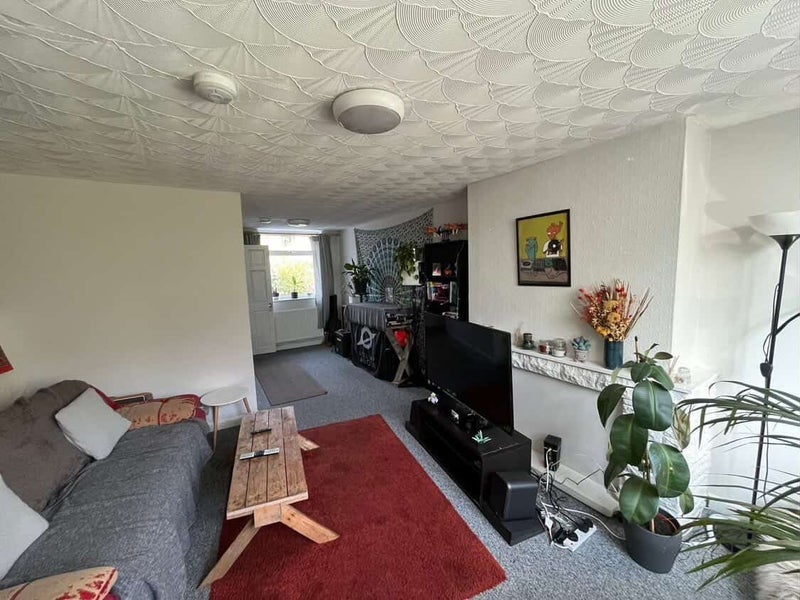 Room Muller Road in Bristol