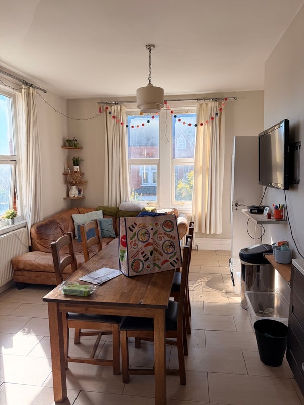Room Alexandra Road in Greater London