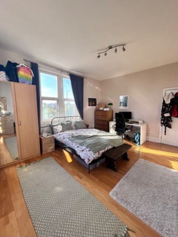 Room Alexandra Road in Greater London