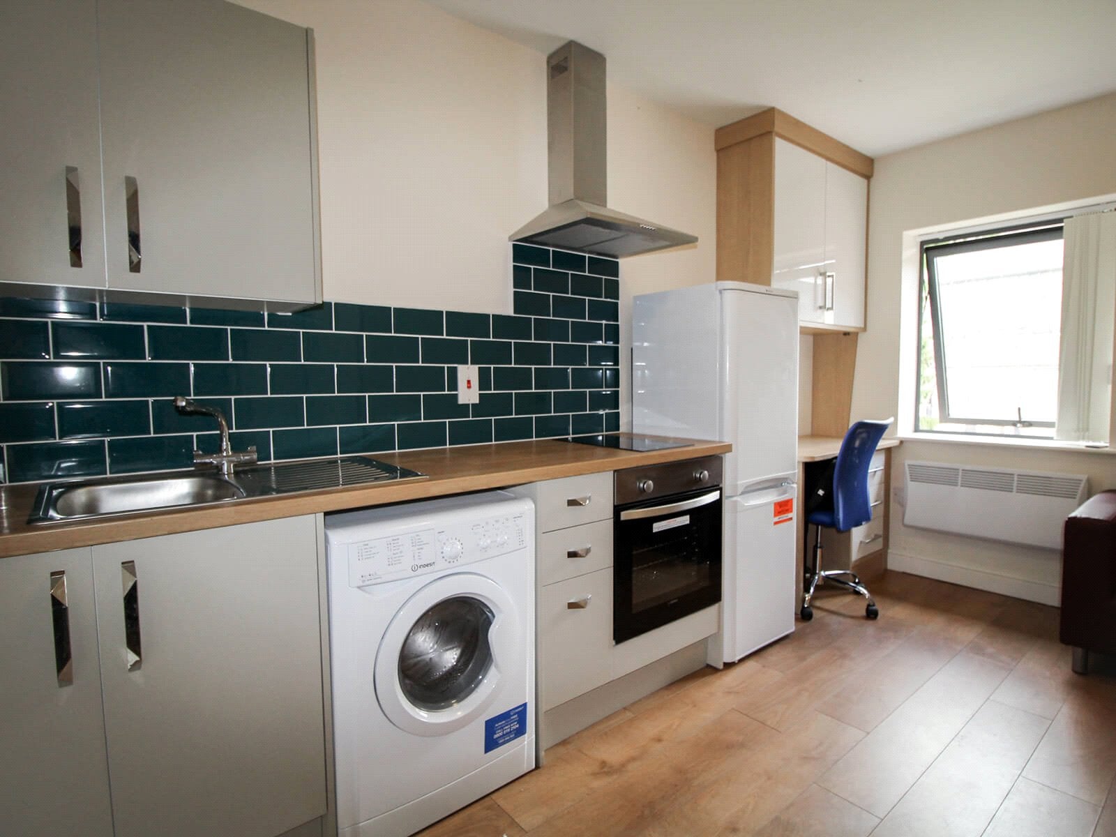Flat Lofthouse Place in Leeds