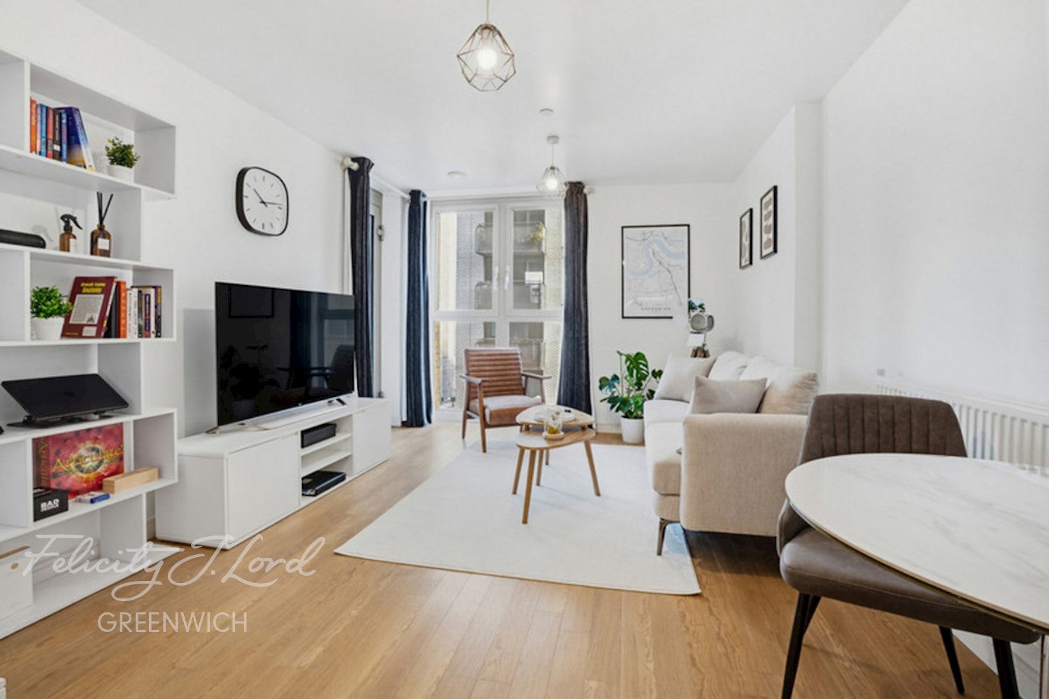 Flat Vian Street in Greater London