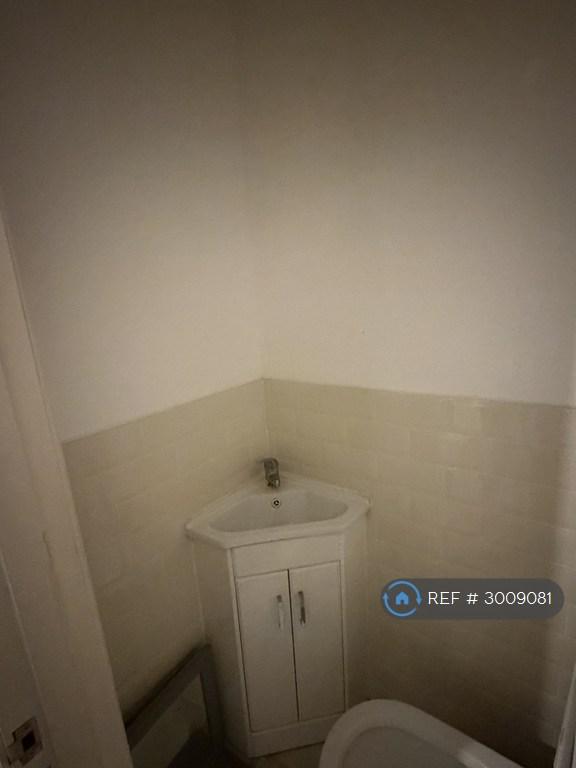 House Leslie Grove in Greater London
