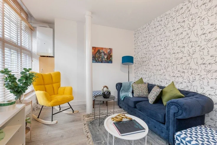 Flat Rotherfield Street in Greater London