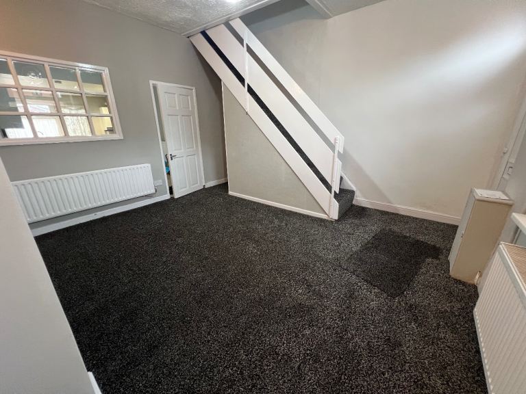 Flat Worcester Street in Chadderton
