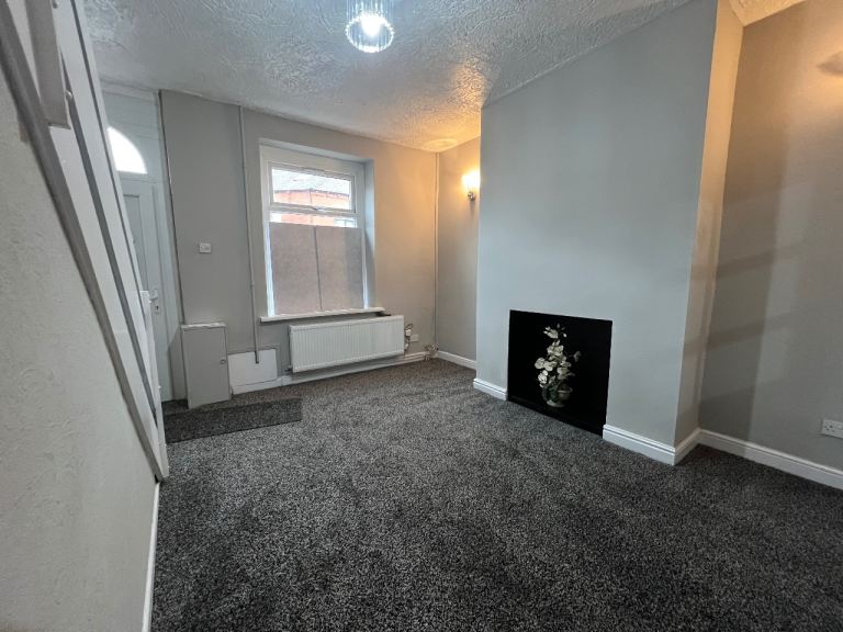 Flat Worcester Street in Chadderton
