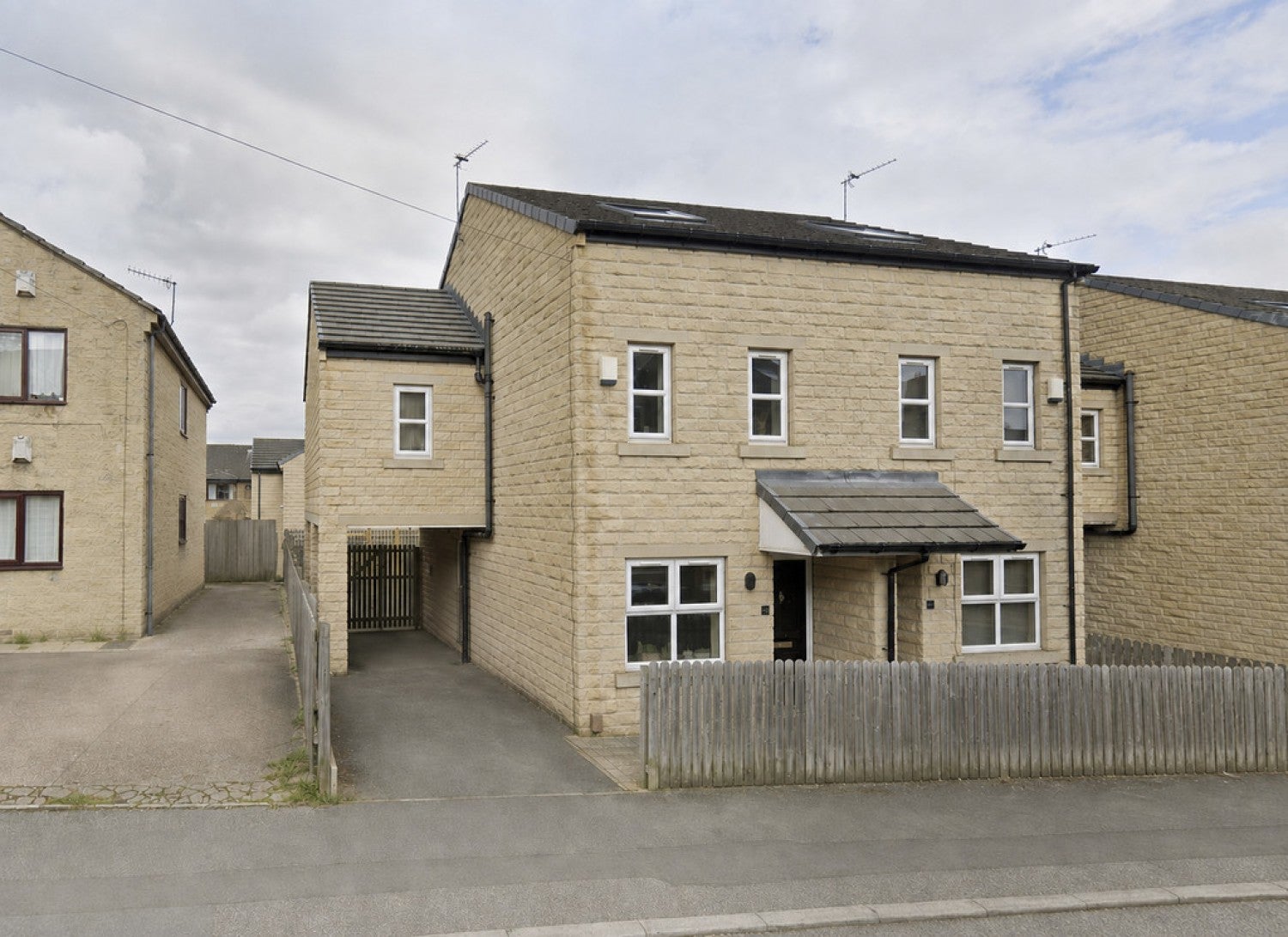 House Cross Lane in Kirklees